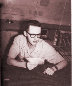 off06.jpg LT(jg). Henry Fox, U.S.N., Electronics Material Officer, Colorado Springs, Colorado